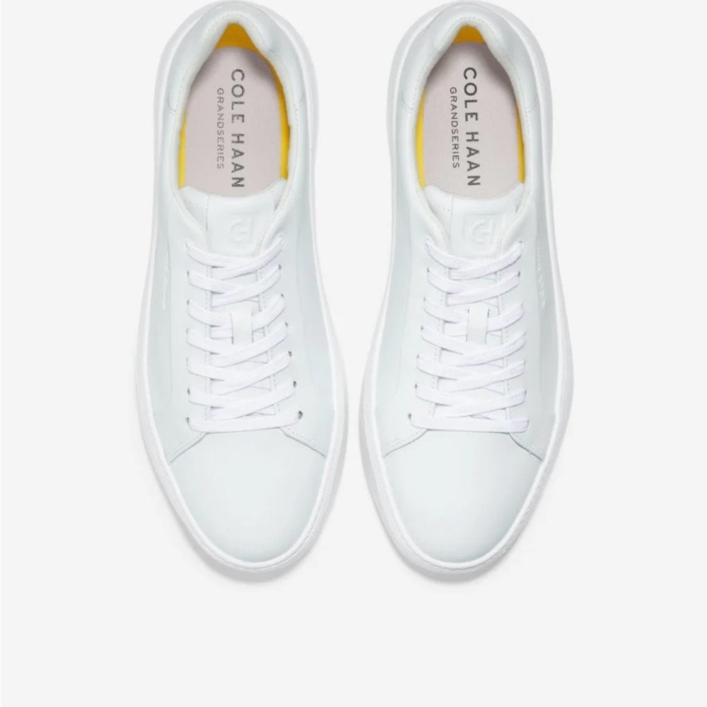 Cole Haan Grandpro Topspin
White Traine